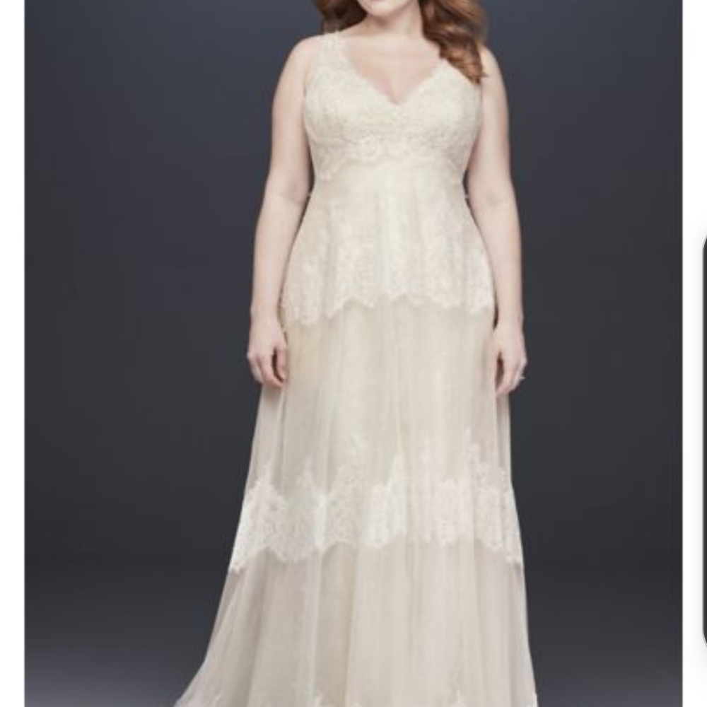 Melissa Sweet vneck lace band aline dress. Size 14. Only worn for try ons.